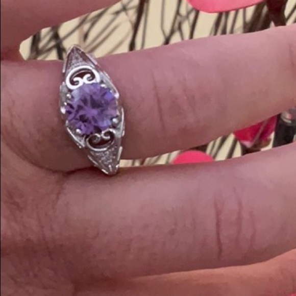 925 Sterling Silver Gemstone  Amethyst Dainty Ring - Picture 8 of 13